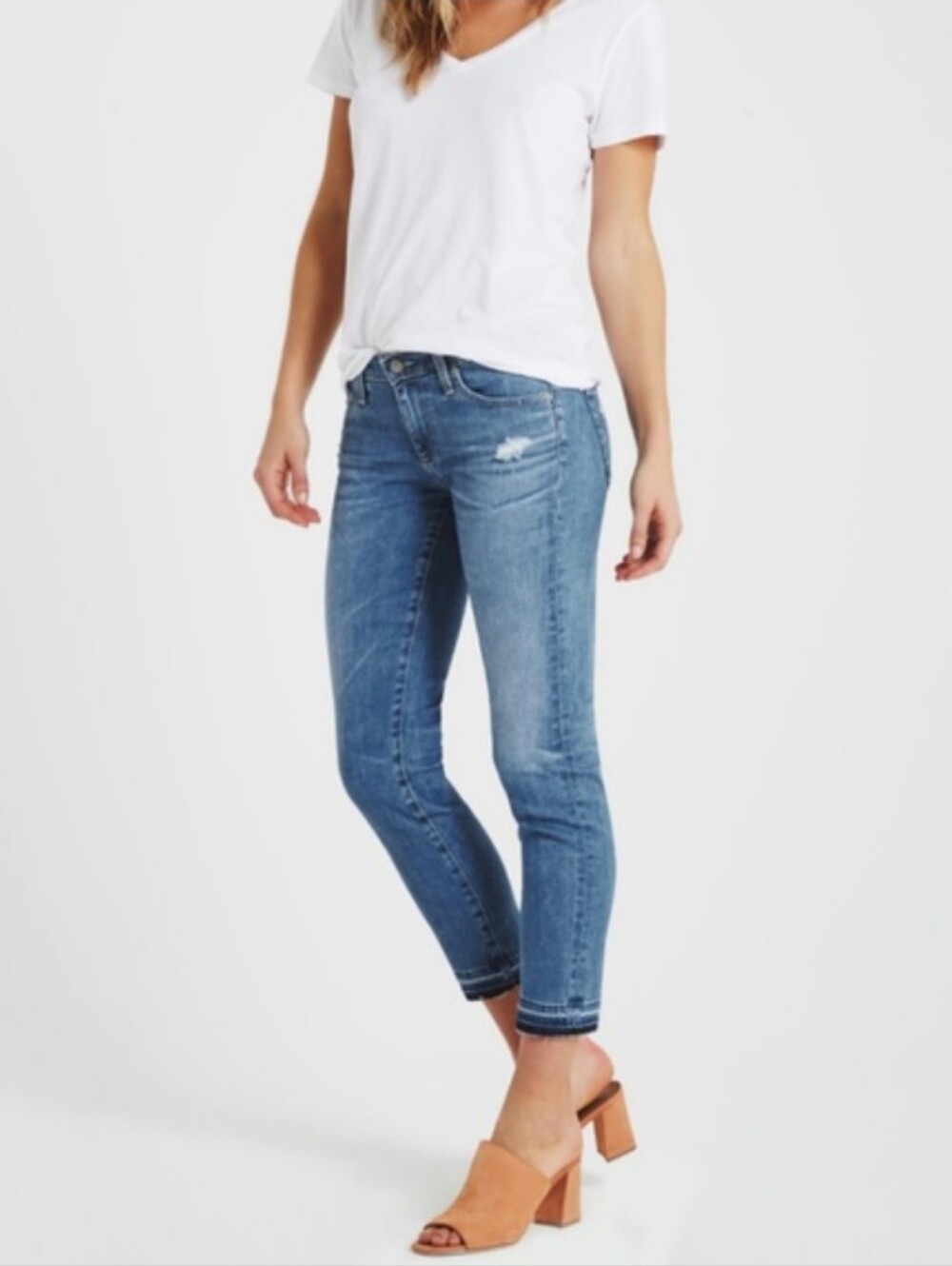 AG Jeans The Stilt Crop 27 21 Year Breathless Fade